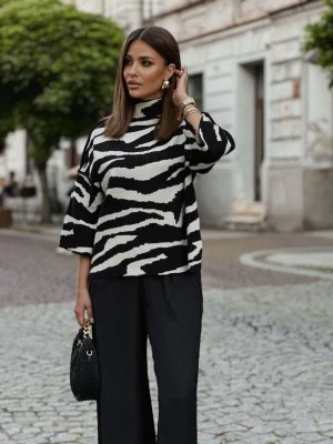 Dana | Oversizedowy sweter w zebry - Image 10