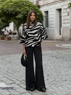 Dana | Oversizedowy sweter w zebry - Image 4