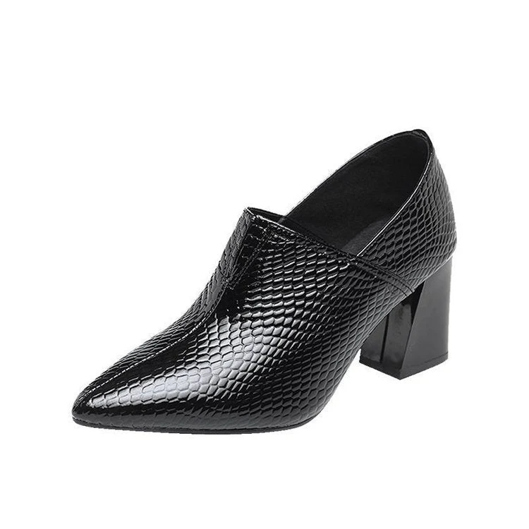 Jade | Damskie eleganckie czółenka na obcasie z fakturą, stylowe wykończenie - Image 4