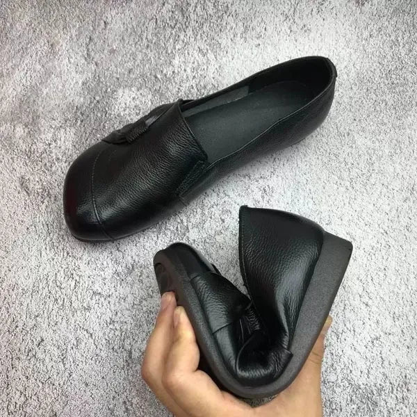 Lorinda | Damskie loafersy skórzane wsuwane w stylu casual, wygodne i eleganckie - Image 2